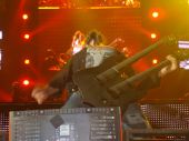 Concerts 2012 0605 paris alphaxl 048 Guns N' Roses